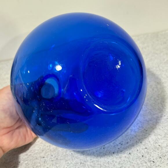 Cobalt blue glass vase bulbous ball Minimalist decorative unique home decor - Picture 4 of 6